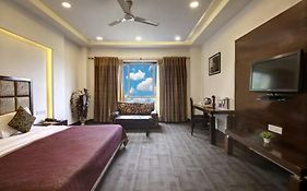 Hotel Haris Court Lajpat Nagar